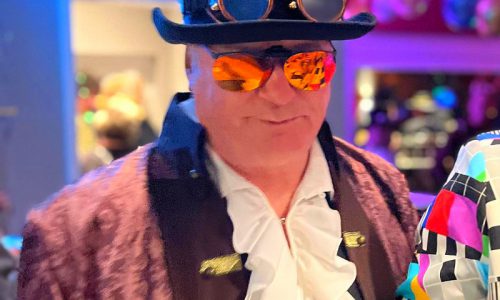 Bratwurstball17-Itze-hat-sich-in-Schale-geschmissen