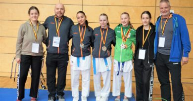 Karatekas des Dojo Lemgo-Lippe bei den Deutschen Meisterschaften der Jugend, Junioren und der U21 in Elsenfeld des Deutschen Karateverbandes