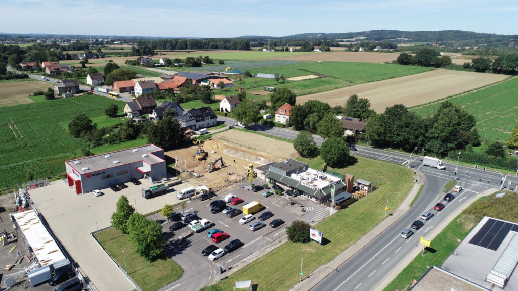 Luftaufnahmen von dem Gelände bei Baubeginn