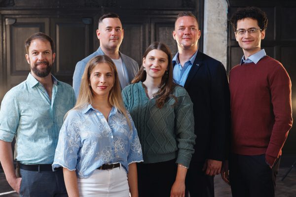 Sechs Sängerinnen und Sänger aus Ljubljana (Slowenien) bilden zusammen das Ingenium Ensemble