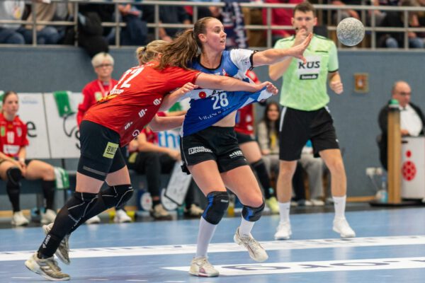 Passend zum Jahresende freut sich die HSG auf den „Winterball“, der in dieser Saison über 3.300 Fans in die Arena locken wird. Gleichzeitig können alle Fans dort bereits Atmosphäre für die Spiele der Gruppenphase der EHF European League schnuppern, die ab Januar ebenfalls in der PHOENIX Contact Arena stattfinden werden