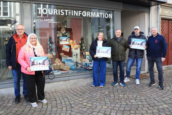 Ralf und Hilda Hillert (Sonderpreis Baumarkt Lemgo), Karolin Saak (Lemgo Marketing), Yusuf Dede (Zweirad-Center Dede), Merten Kunisch und Dieter Schneider (TV Lemgo von 1863 e.V.)