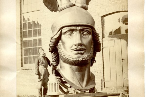 Ernst von Bandel neben dem Kopf des Hermannsdenkmals, um 1860; Quelle: Lippische Landesbibliothek