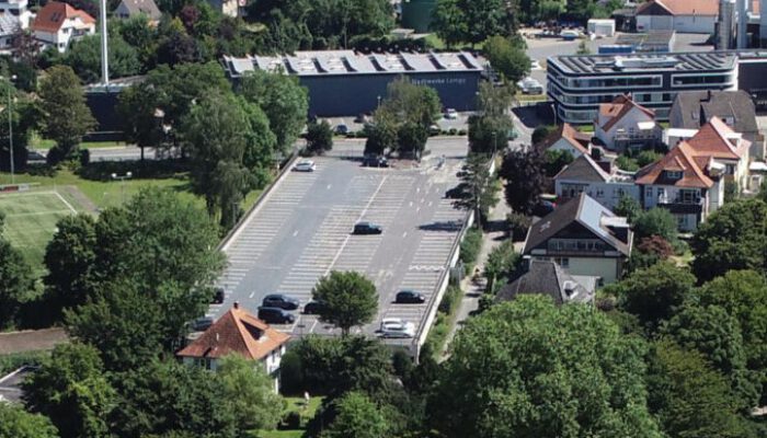 Bruchweg-Parkpalette-Luftbild-von-Westen-Quelle-Strohmeier-Medien-VR-1-1024x619-1
