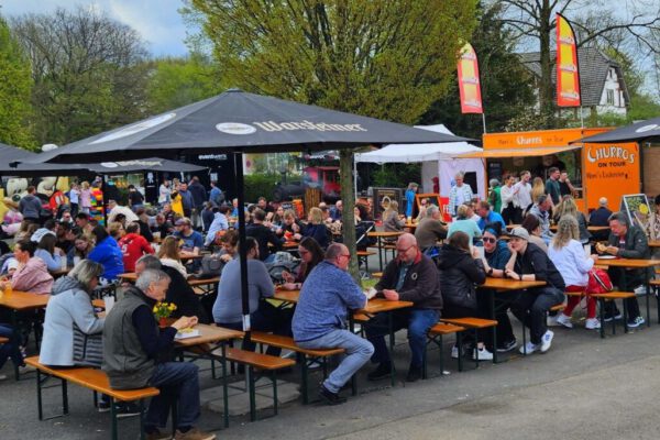 CHEATDAY Parkplatz Bleiche