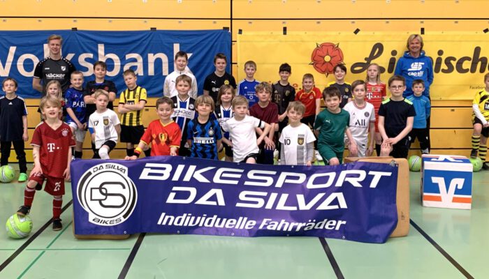 Das FußballCAMP wird vom TuS Bexterhagen in Kooperation mit PHÖNIX Sport-Service für Kinder und Jugendliche im Alter von 6 bis 14 Jahren angeboten