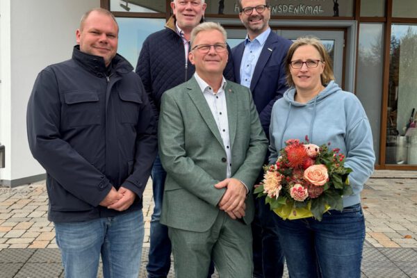 Vizepräsident Michael Knuth, Beisitzer Joseph Westfeld, Präsident Holger Lemke, Schatzmeister Benjamin Krentz und Beisitzerin Michaela Ober. - Dehoga