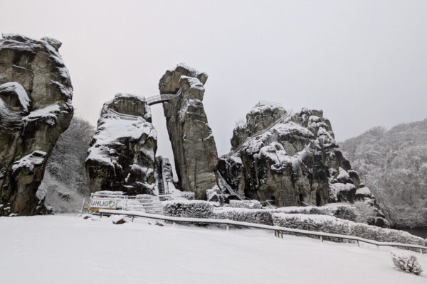 Externsteine im Schneee