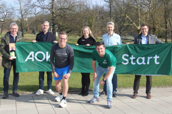 Harald Schielke, Ralf Hammacher, Ilka Steinmetzler, Johannes Dittmar, Thomas Scharenberg, (vorne von links): Bernd Weber und Matthias Wehmhöner.