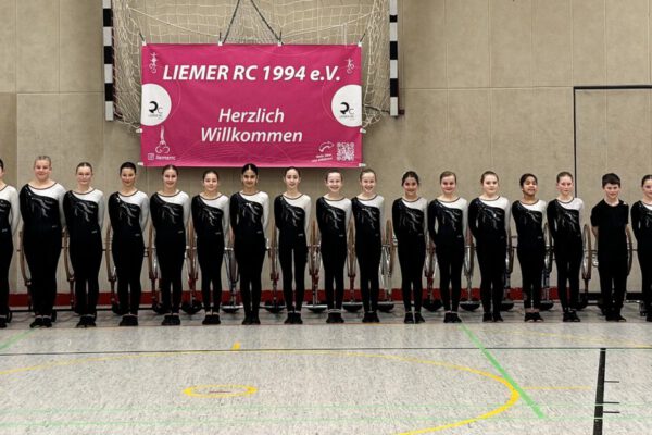 Für die Jugendabteilung des RC wird es bald spannend: Ihre Saison beginnt schon sehr zeitnah und sie befinden sich in den letzten Zügen, Kürelemente zu sichern und die Programme zu festigen