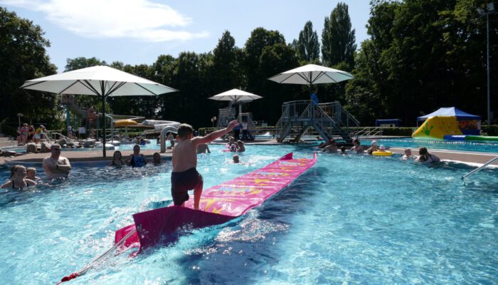 Sommer Pool-Party im Bega Bad