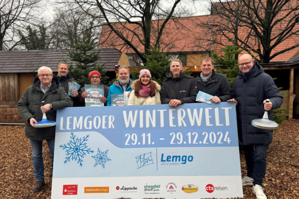 Jörg Strangfeld (Strangfeld Druck), Heiko Marx (Lemgo Marketing), Uwe Keuneke (Winterwelt-Gastronom), Ralf Fuhrmann (Sparkasse Lemgo), Maren Staczan (Stadtwerke Lemgo und Geschäftsführender Vorstand Lemgo Marketing), Christoph Vieregge (Geschäftsführer Lemgo Marketing), Jens Klusmeier (Lippische Landesbrandversicherung AG) und Christoph Knobloch (CTS Reisen und Geschäftsführender Vorstand Lemgo Marketing).