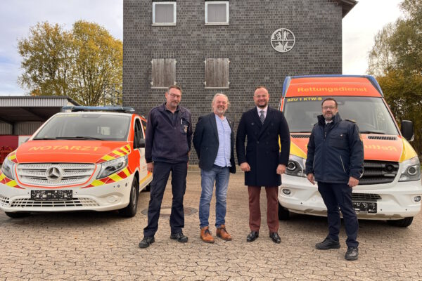 Jochen Bihler (Bevölkerungsschutz), Dirk Kaiser, Bürgermeister Ihor Polishchuk und Sascha Medina.