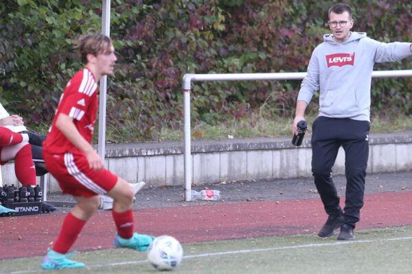 Grundsätzlich sollen die Serien beider Mannschaften ordentlich zu Ende gebracht werden. Egal wie die dann ausgehen werden. Wir haben die Spieler beider Mannschaften während einer Versammlung explizit darum gebeten