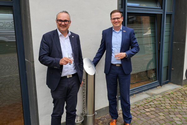 Bürgermeister Markus Baier (links) und Stadtwerke-Geschäftsführer Matthias Sasse