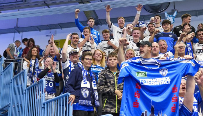 Die Pause schien den Lemgoern gut getan zu haben. Mit mächtig Druck kehrten die TBV-Handballer zurück aus den Katakomben und konnten den Rückstand aus Halbzeit 1 schnell egalisieren